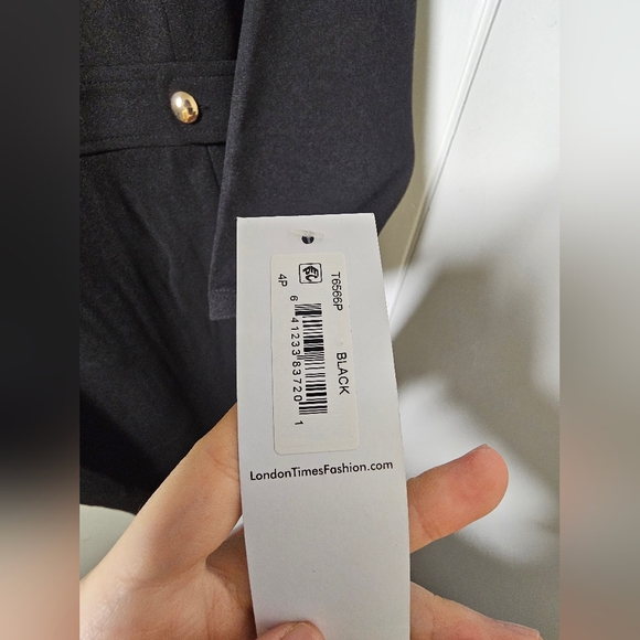 NWT London Times Black Long-Sleeve Sheath Dress with Gold Button Detail - Picture 3 of 4